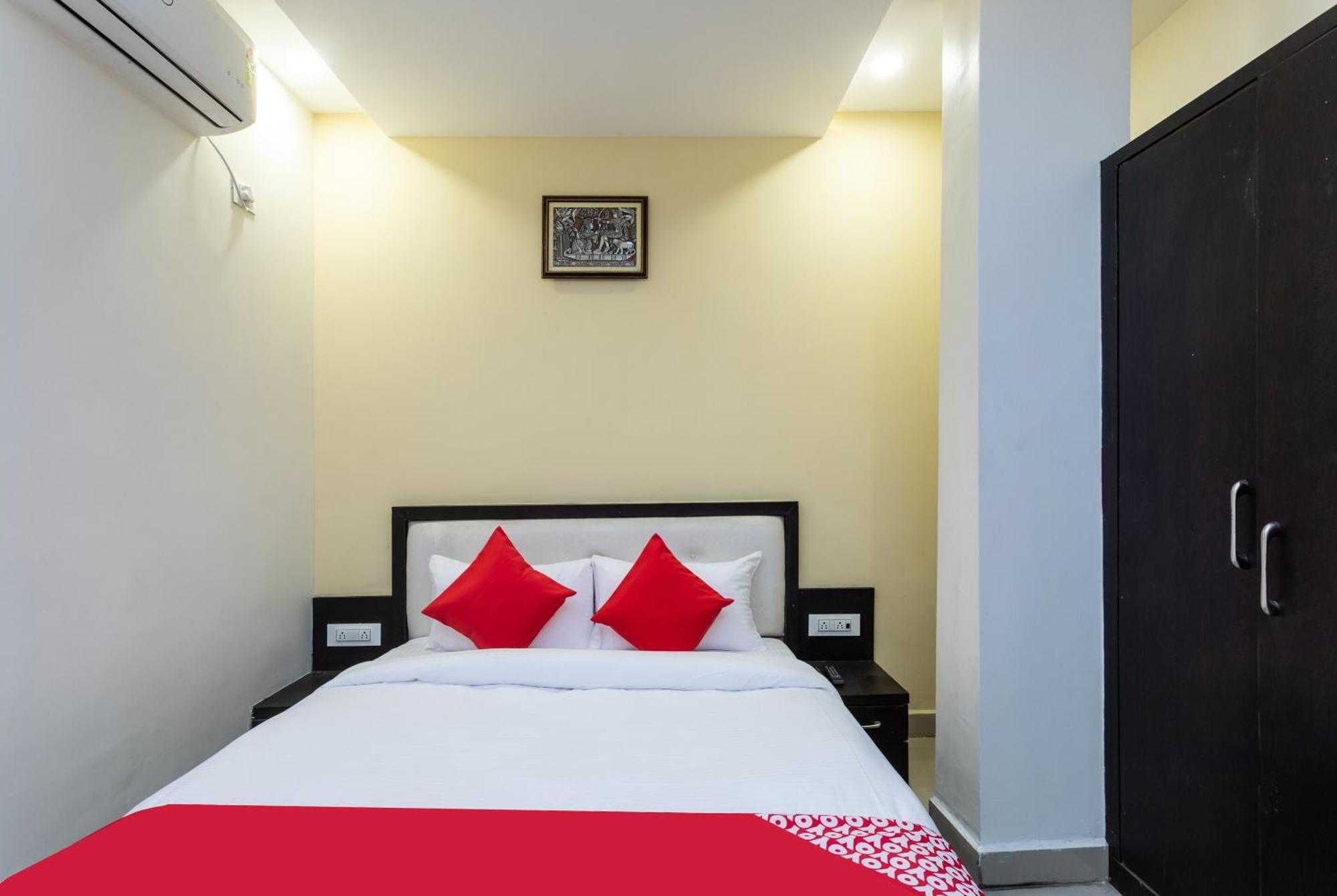 Spot On Hotel Trishla بوبال المظهر الخارجي الصورة
