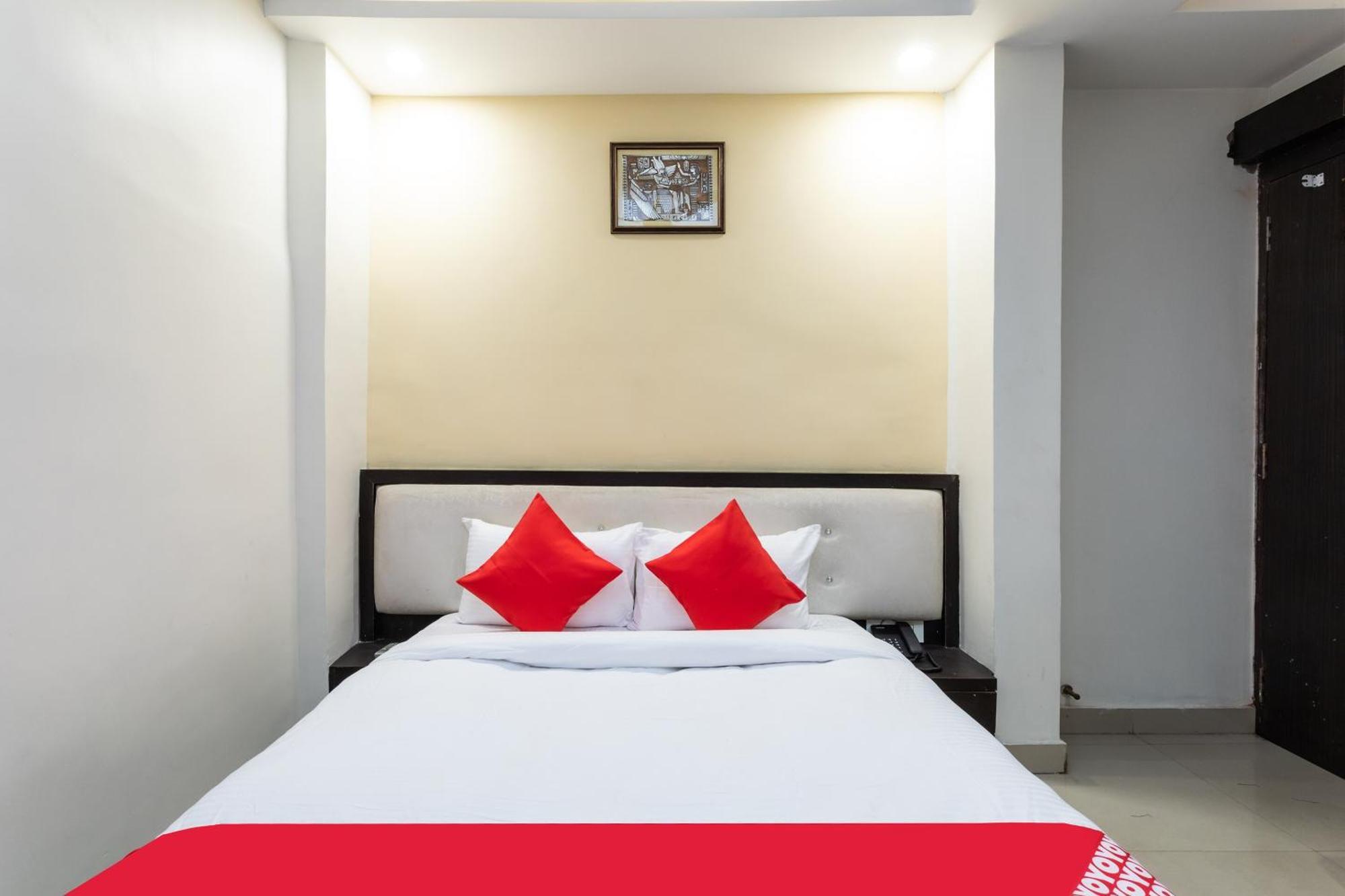Spot On Hotel Trishla بوبال المظهر الخارجي الصورة