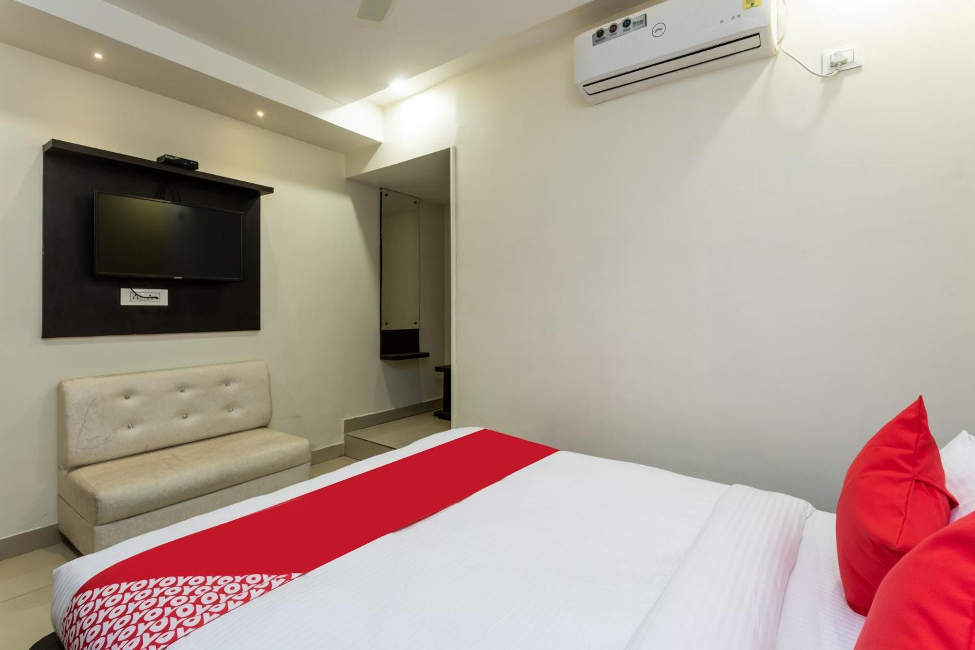 Spot On Hotel Trishla بوبال المظهر الخارجي الصورة